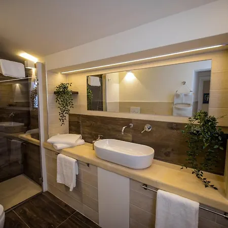 Dimora La Cucchiara - Pool - Garden - Parking- Porto Selvaggio *