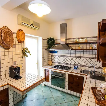 Dimora La Cucchiara - Pool - Garden - Parking- Porto Selvaggio *